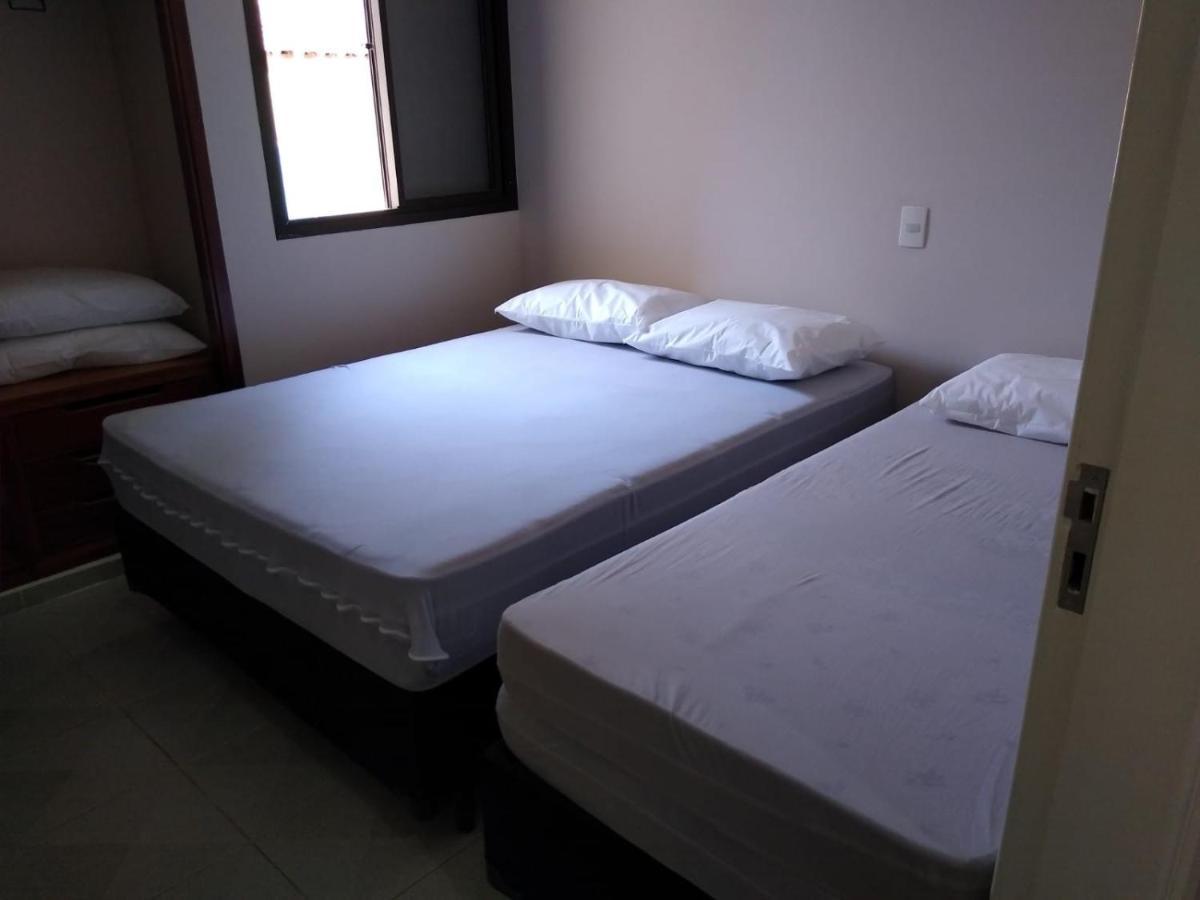 Apartamento A 100 M Da Praia Grande 乌巴图巴 外观 照片